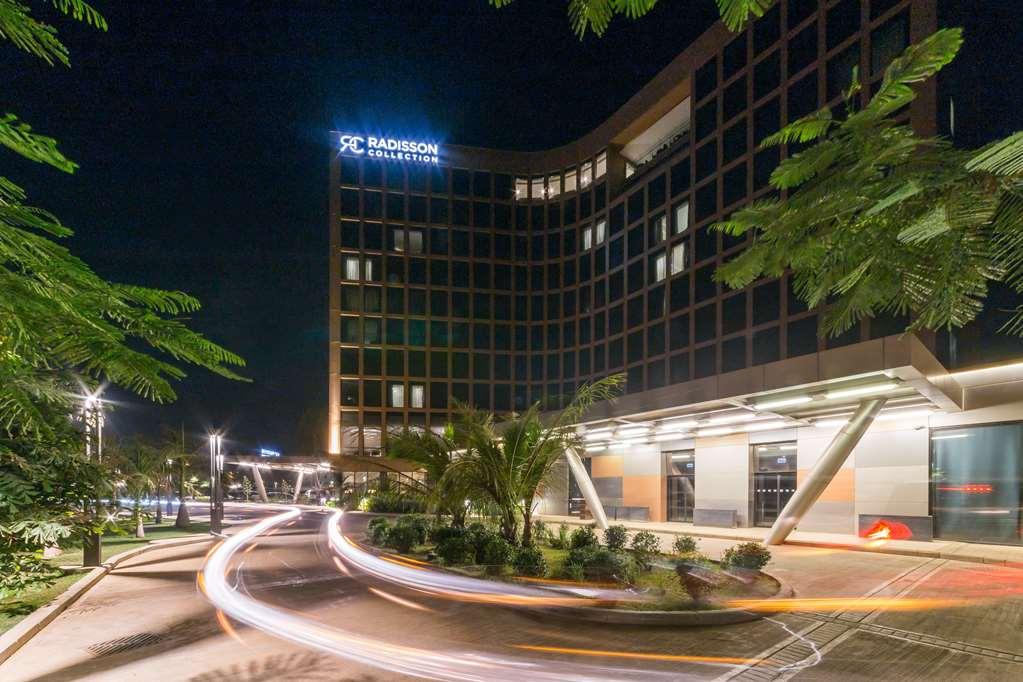 เรดิสัน คอลเลคชั่น โฮเทล บามาโก Hotel ภายนอก รูปภาพ